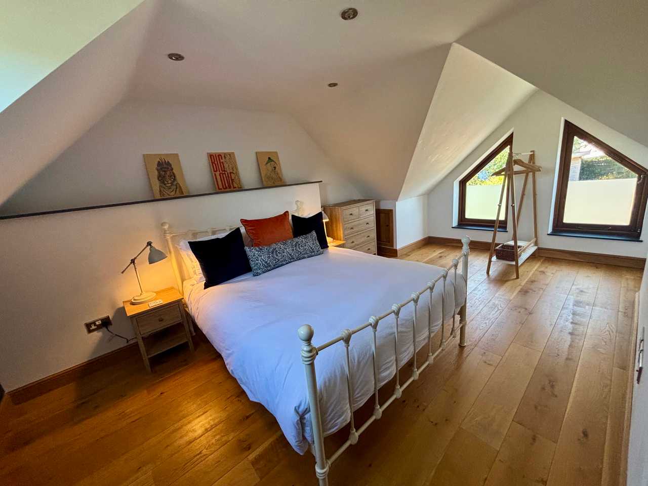 Hideaway Cottage - Your Cornish Vegan Countryside Escape - Sleeps 4 