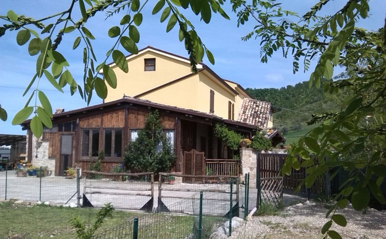 Eco-Holidays between Mountains and Sea of Abruzzo