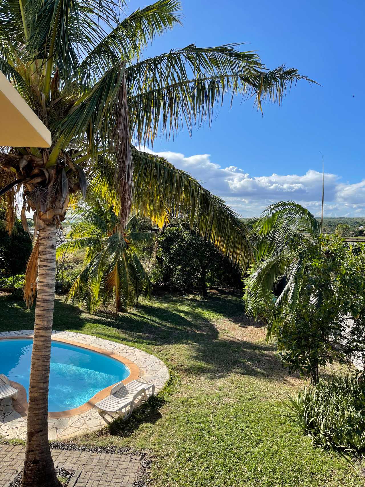 Queen Room, view on tropical garden+pool, near Tamarin Beach and all amenities