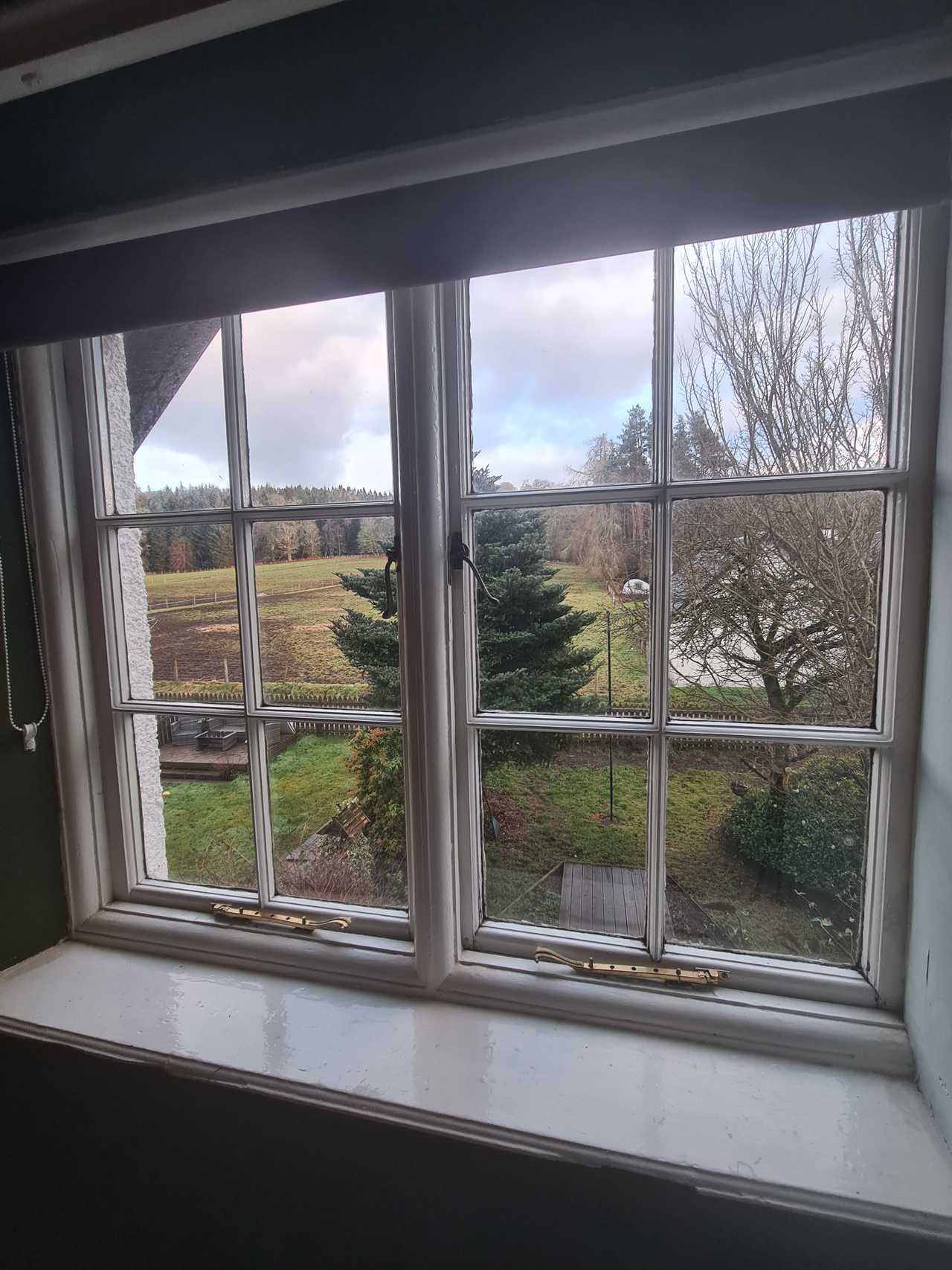 Cosy Double Room in Quiet Country Cottage nr Inverness, Loch Ness and the NC500!