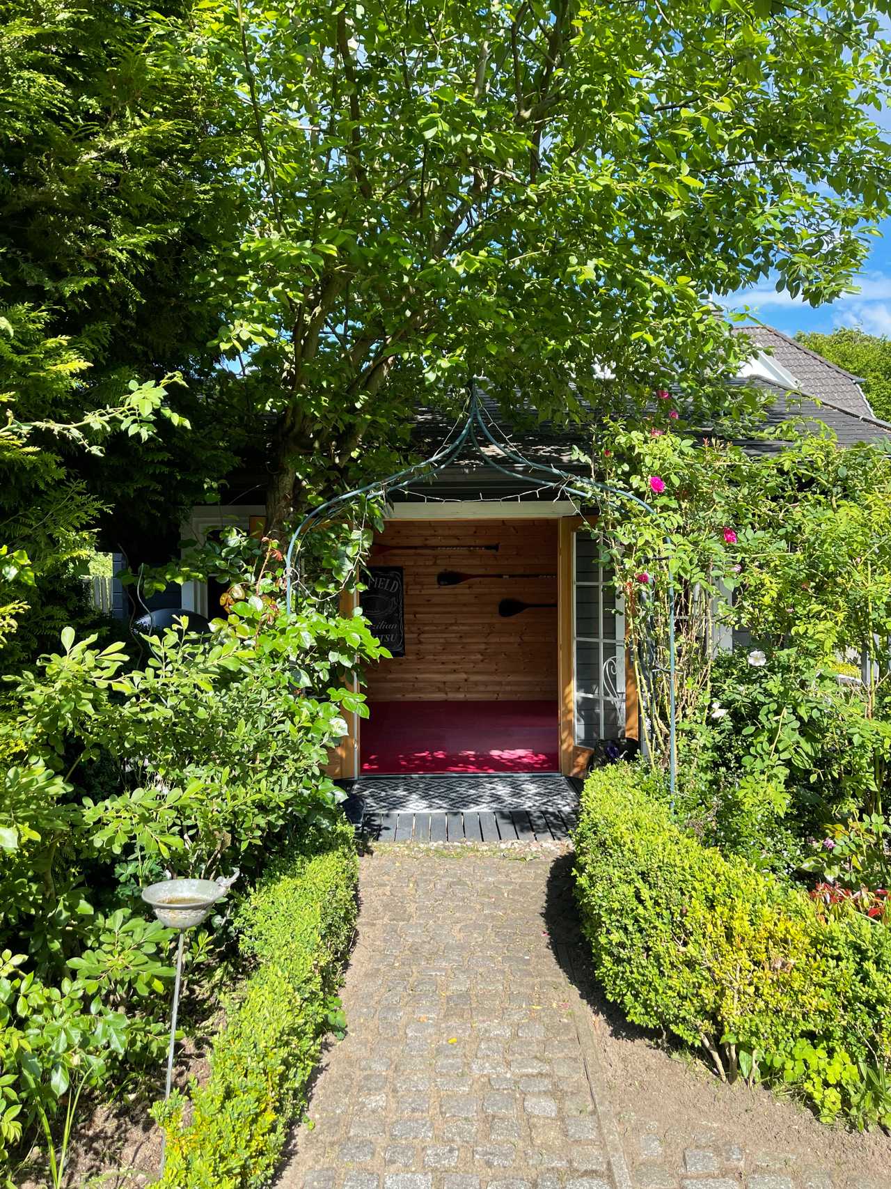 Cozy guesthouse steps away from a golf course (betw. Hamburg & the Baltic Sea)