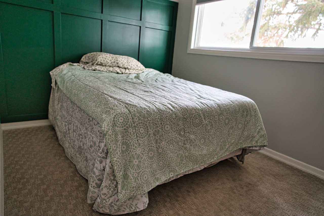 Private Room, 3 minutes from C-Train