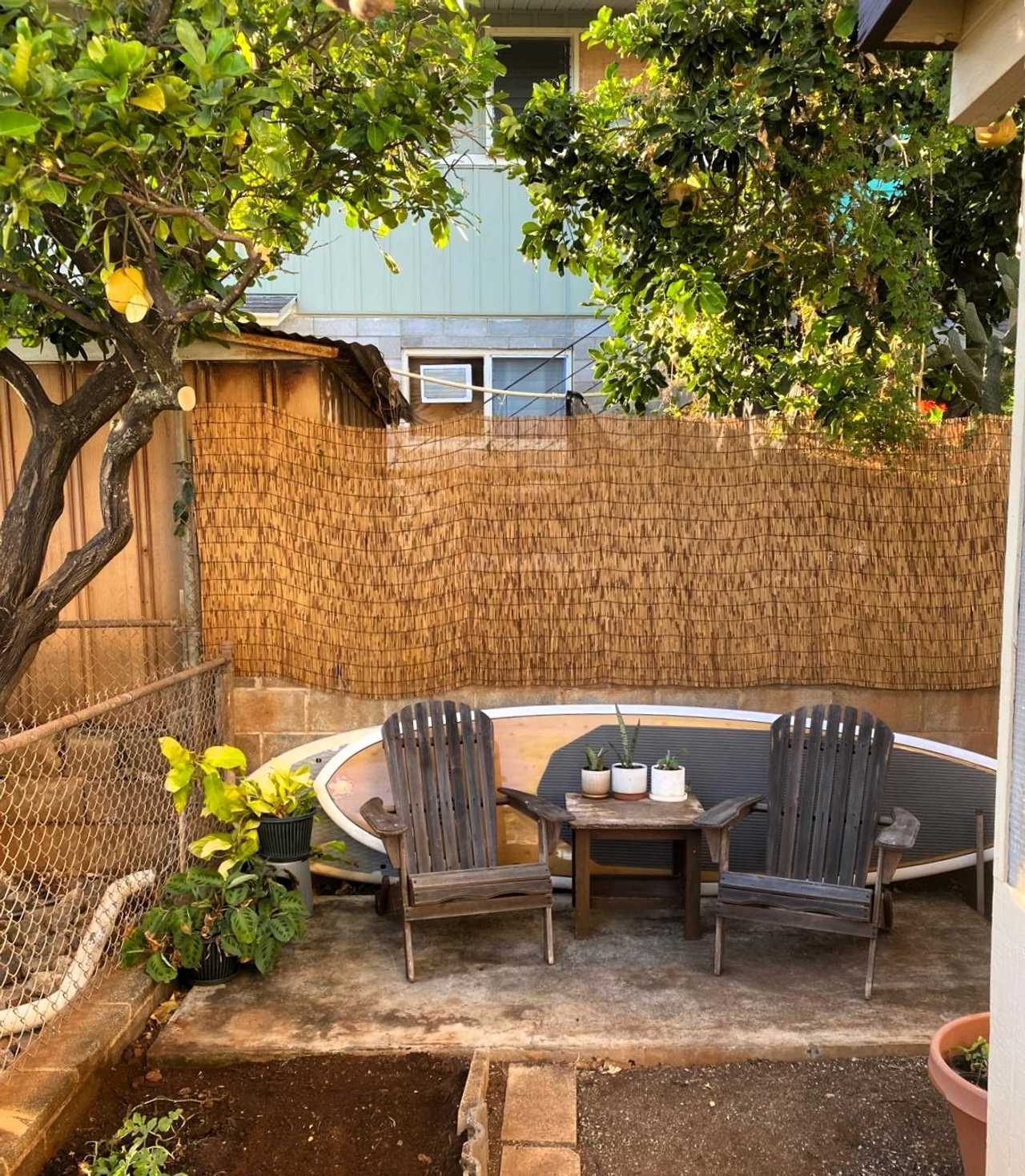 Cozy Two Bedroom + House in Amazing Diamond Head Location