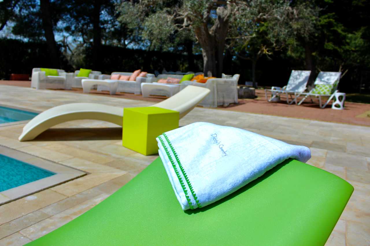 Luxury villa in midst of an ancient olive grove, ideal for families