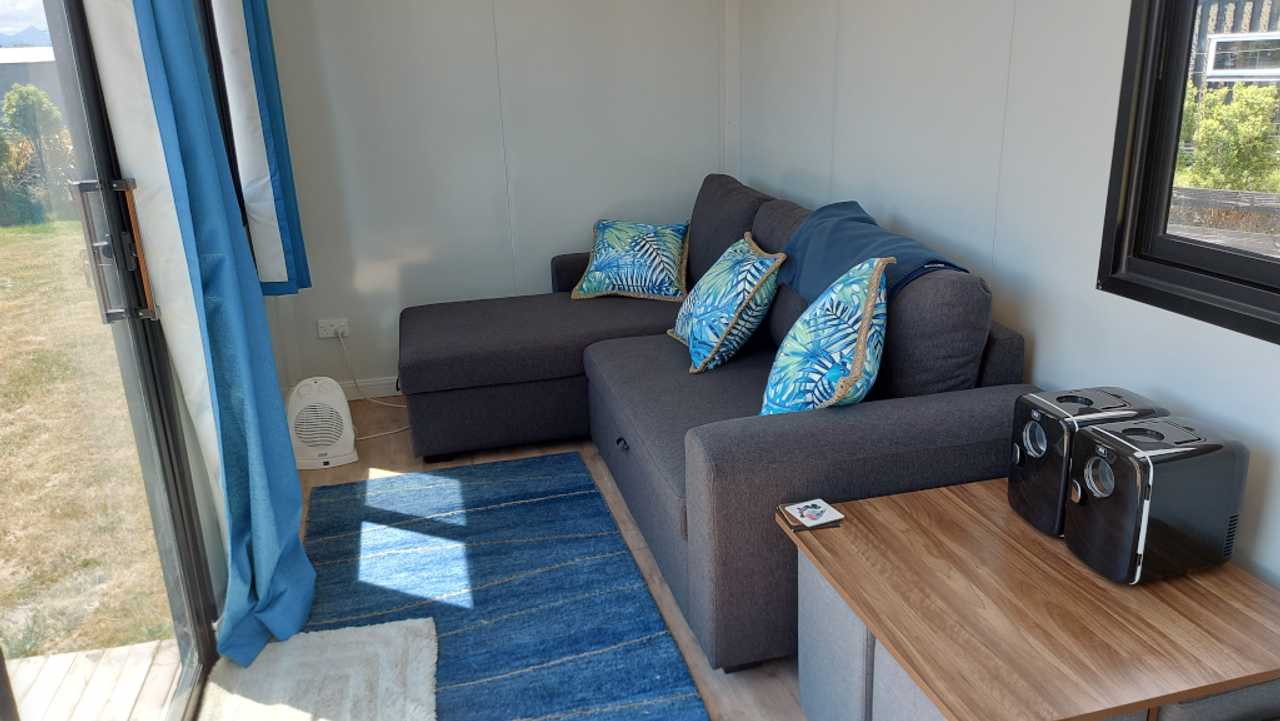 Modern Tiny-home in a Park-like Setting