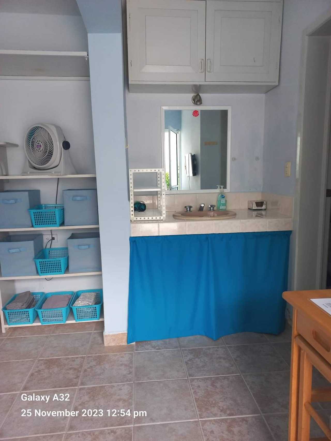 Blue Lotus is a lovely comfortable studio with lots of natural light. 