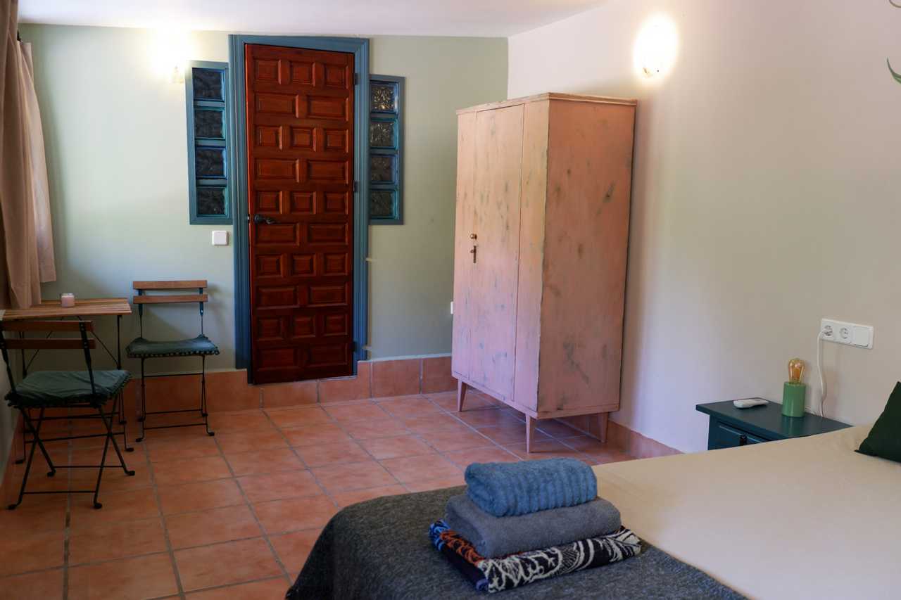Casita Botánica at peacefull vegan Oasis besides river Pereila