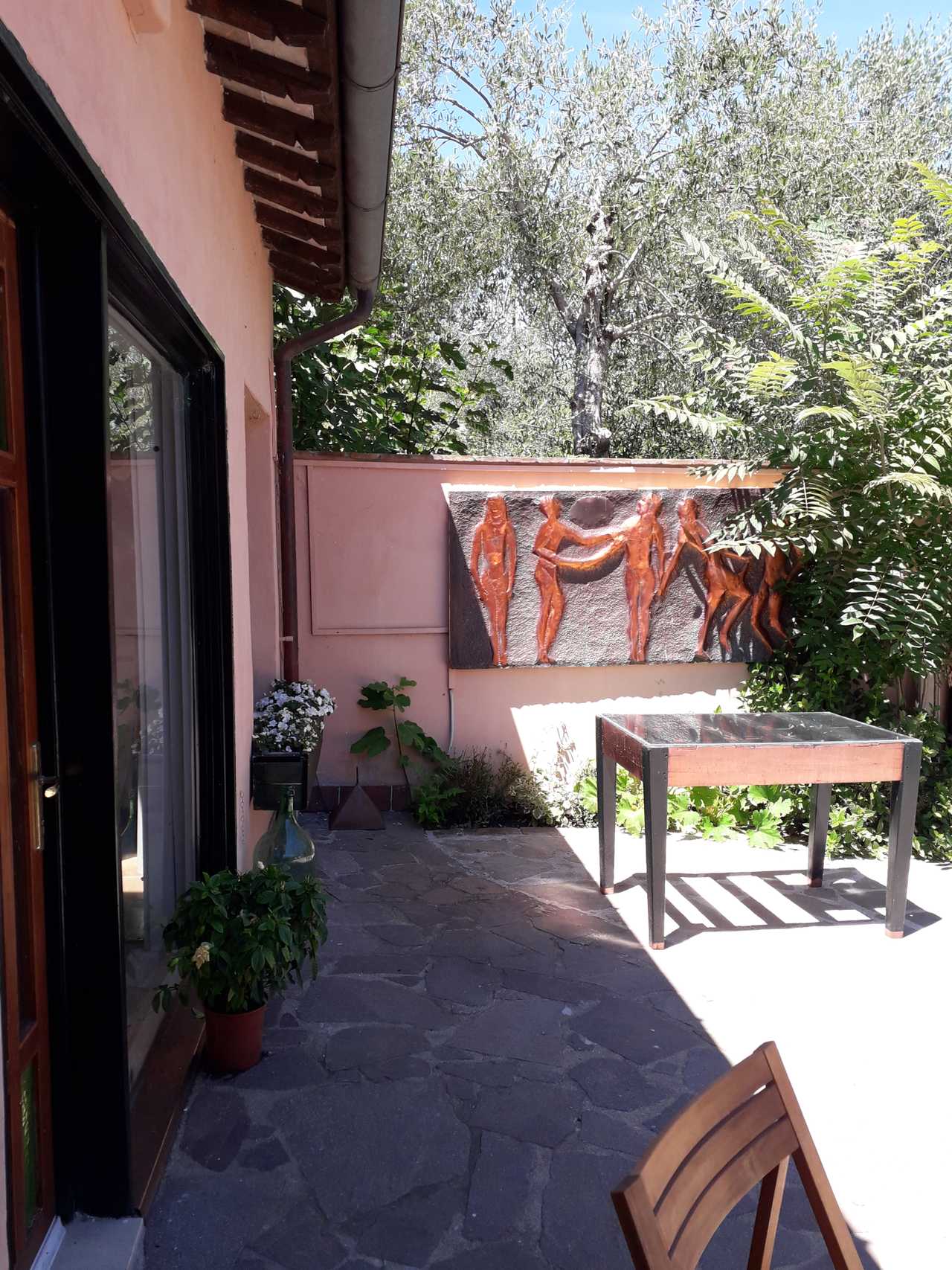 Harmony, beauty, tranquillity and heavenly food describes Casa Kalliope!