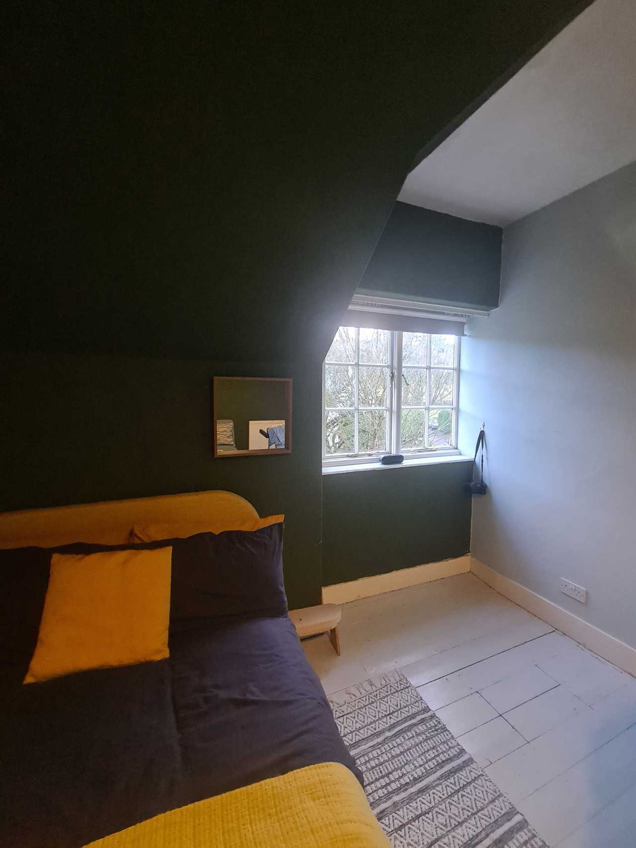 Cosy Double Room in Quiet Country Cottage nr Inverness, Loch Ness and the NC500!