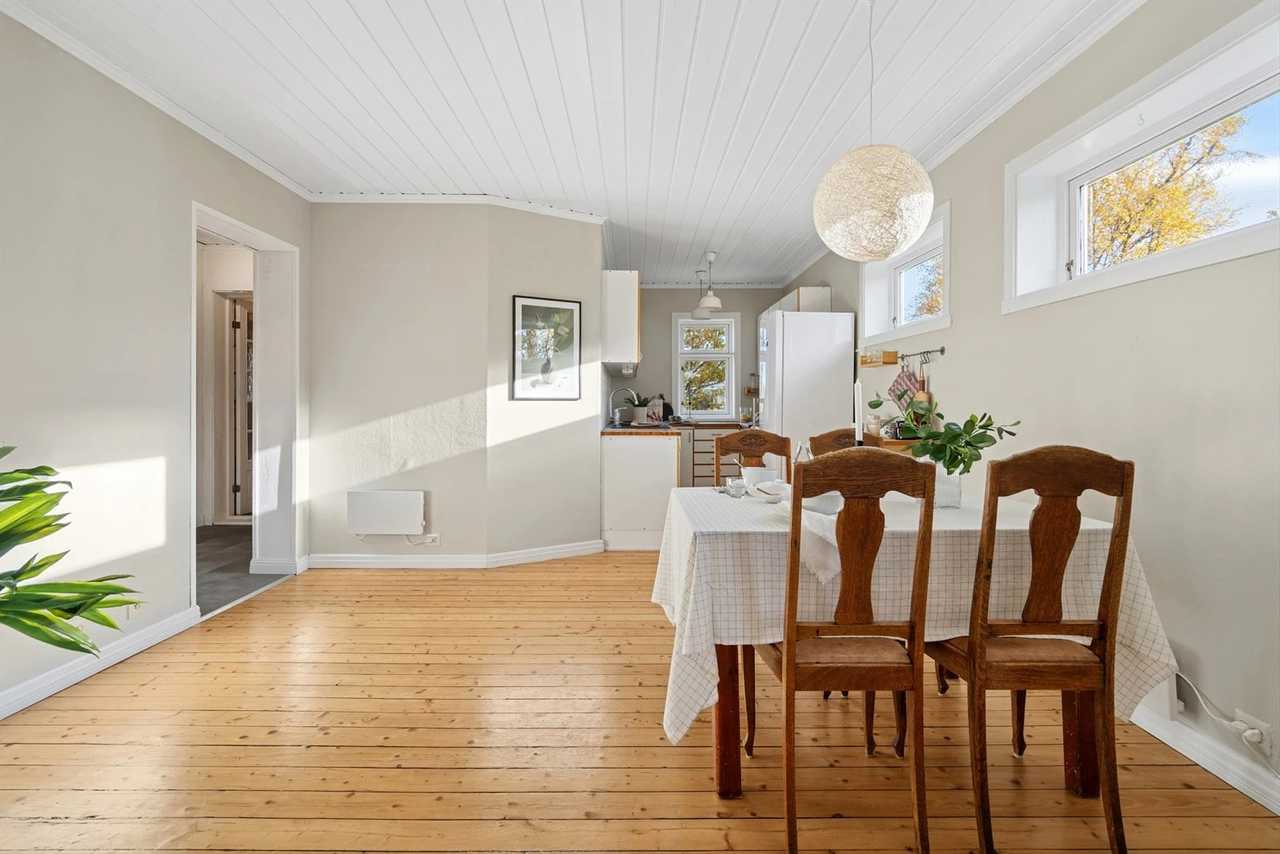 Charming Scandinavian flat by the lake