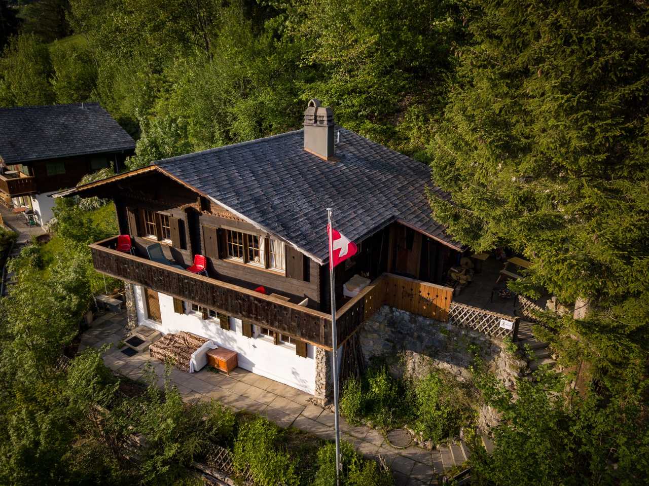 Charming retreat in traditional mountain chalet