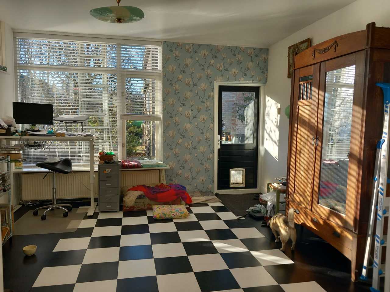 A comfy couch in a quiet, rural village, close by nature reserve and beaches.