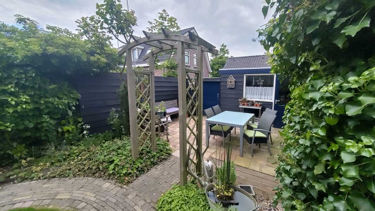 Village family home with a lovely garden