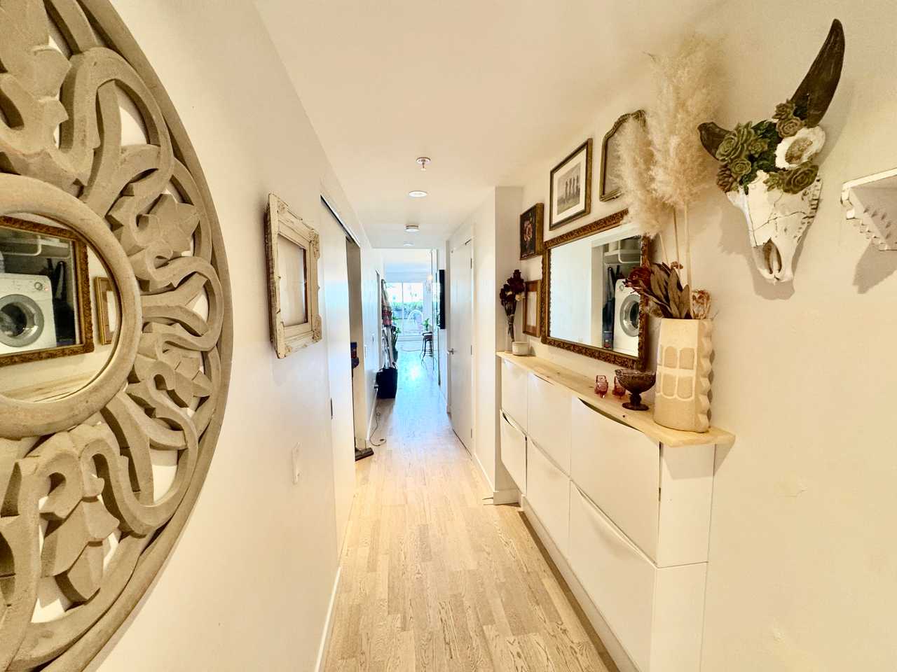 Beautiful & Clean Kits gem! HUGE patio!