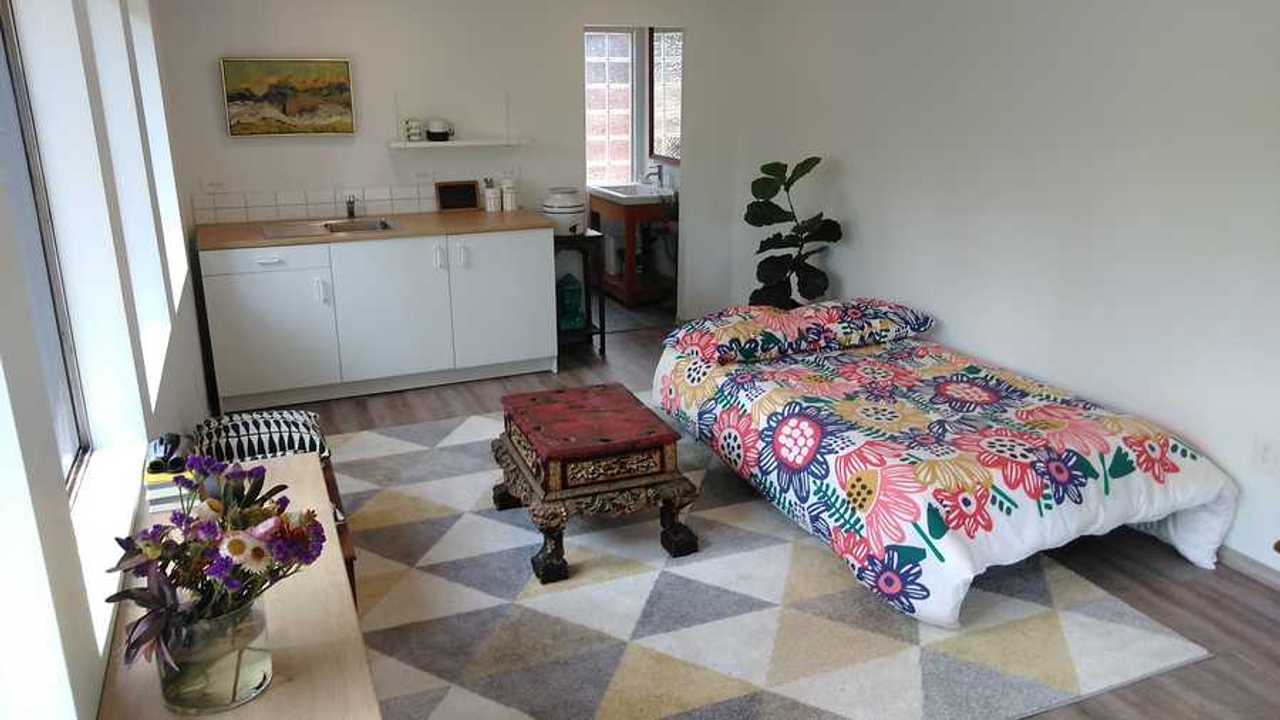 Northern California Foothills Hideaway near lakes, rivers, biking, and hiking