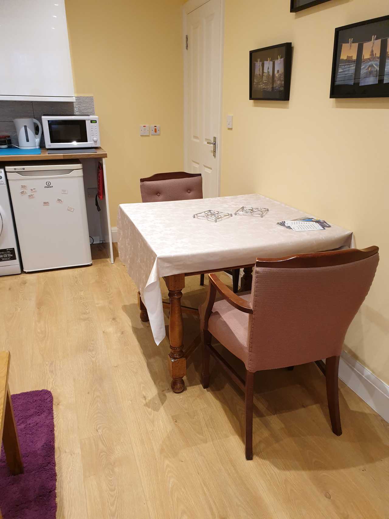 London Vegetarian Smoke & Pet Free Studio En-suite
