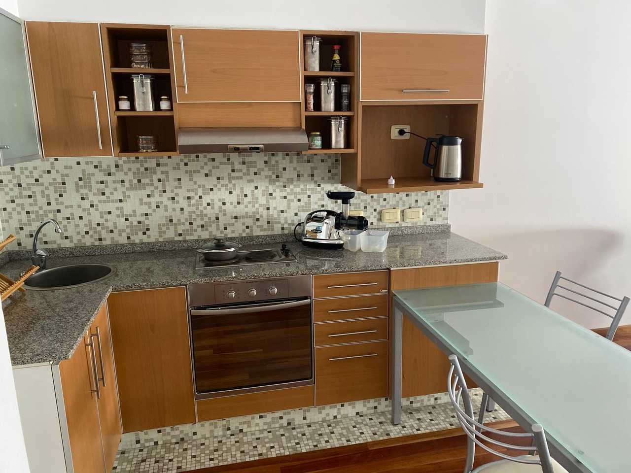 One bedroom happy healthy as possible