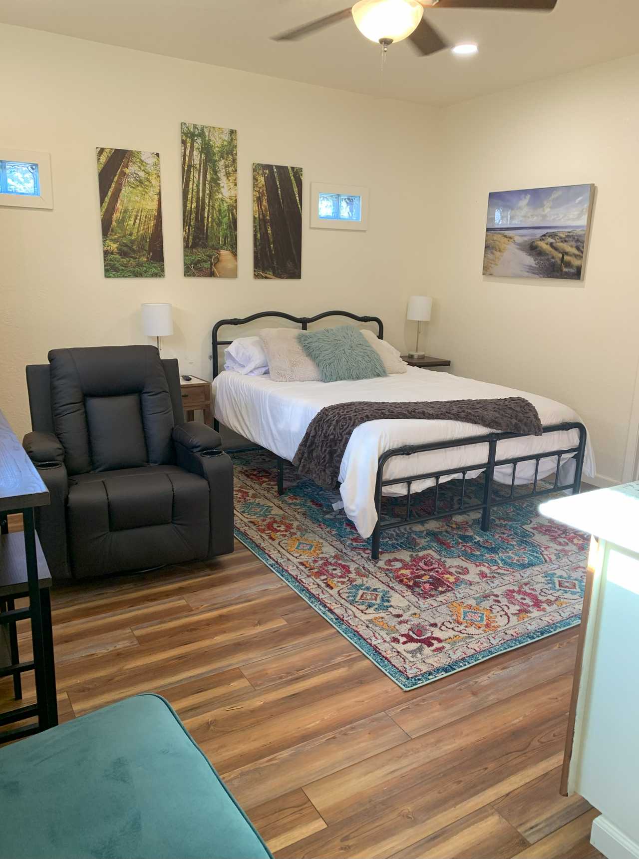 New, spacious studio-nice, quiet neighborhood