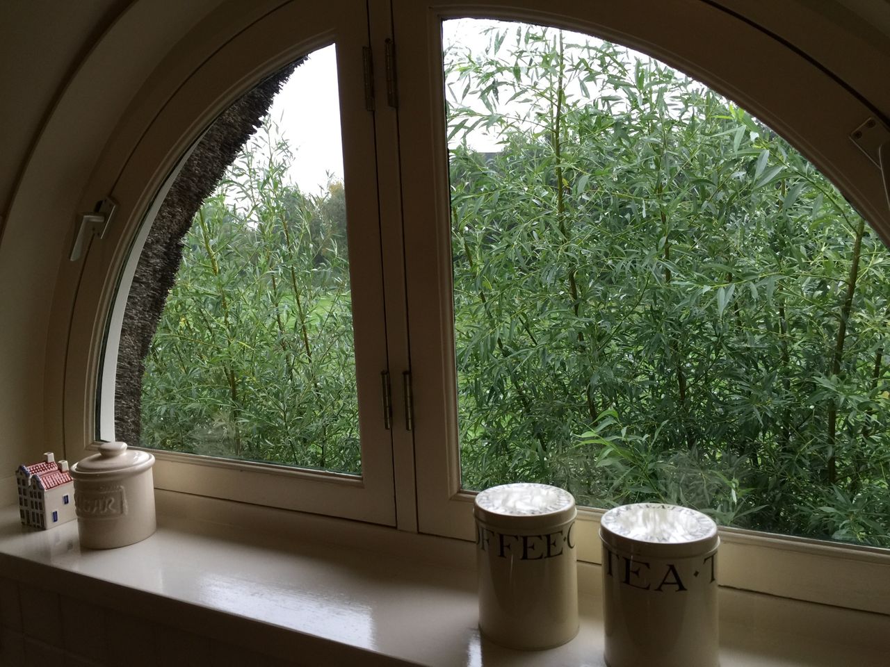 Cozy and Peaceful Thatched Roof Guesthouse of 1880's Farmhouse near Amsterdam!