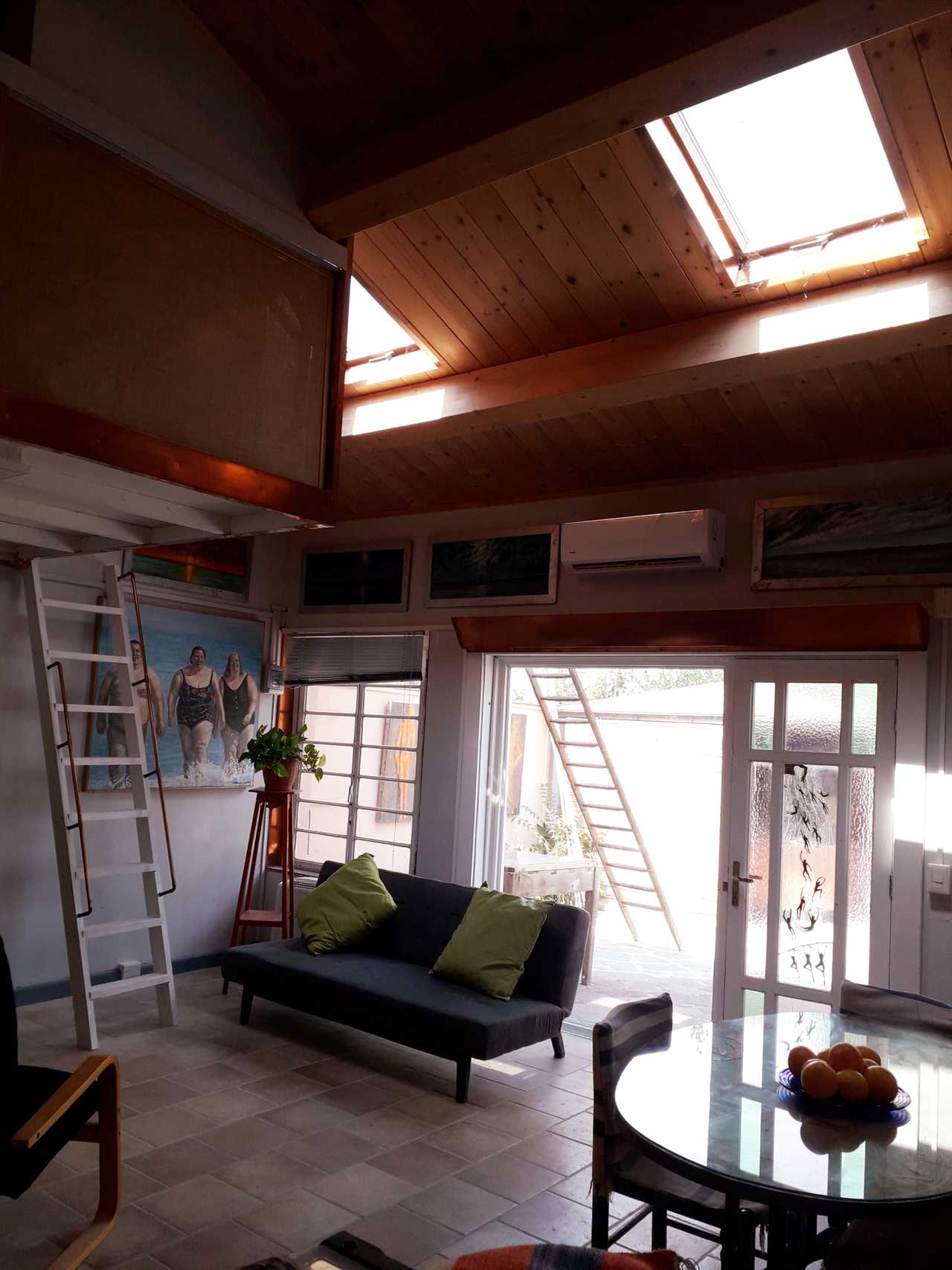 Harmony, beauty, tranquillity and heavenly food describes Casa Kalliope!