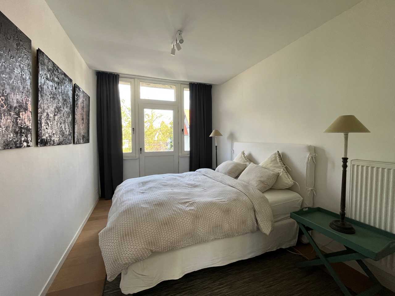 Lovely apartment by the parks