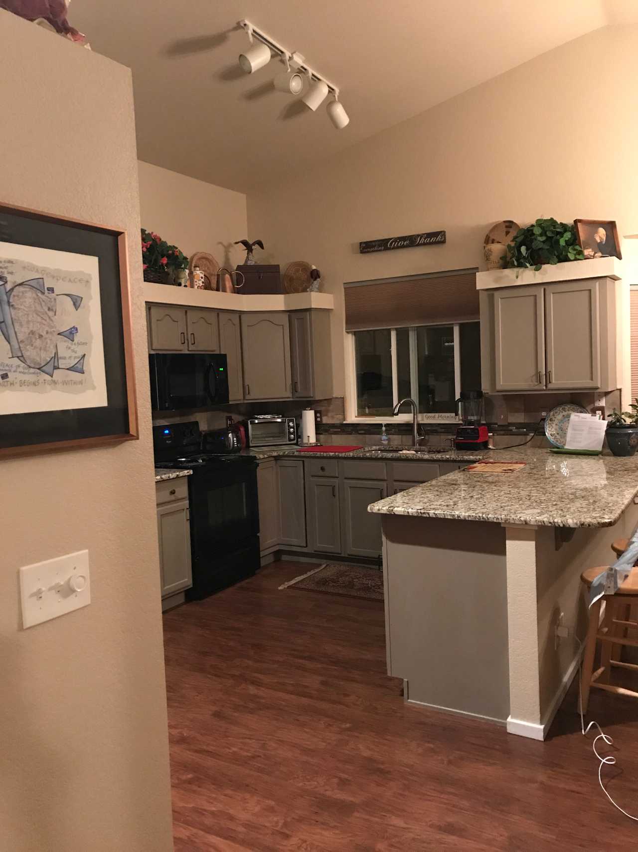 Quiet and close to health food stores and near Air Force Academy