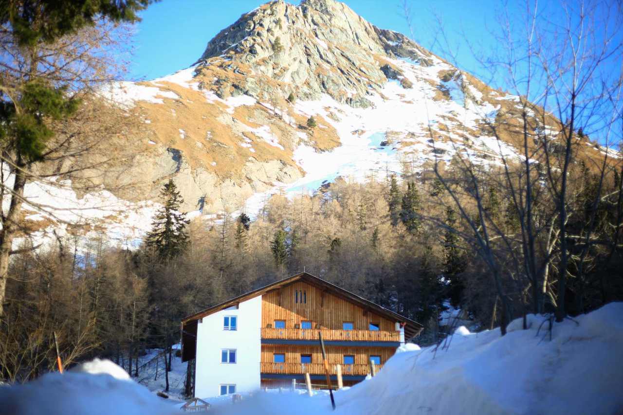 A remote mountain retreat, with daily yoga and guided hikes.