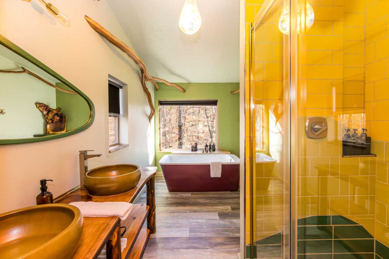 Sculptor's Art Lodge Hocking Hills - Adult-Only on Private Nature Sanctuary