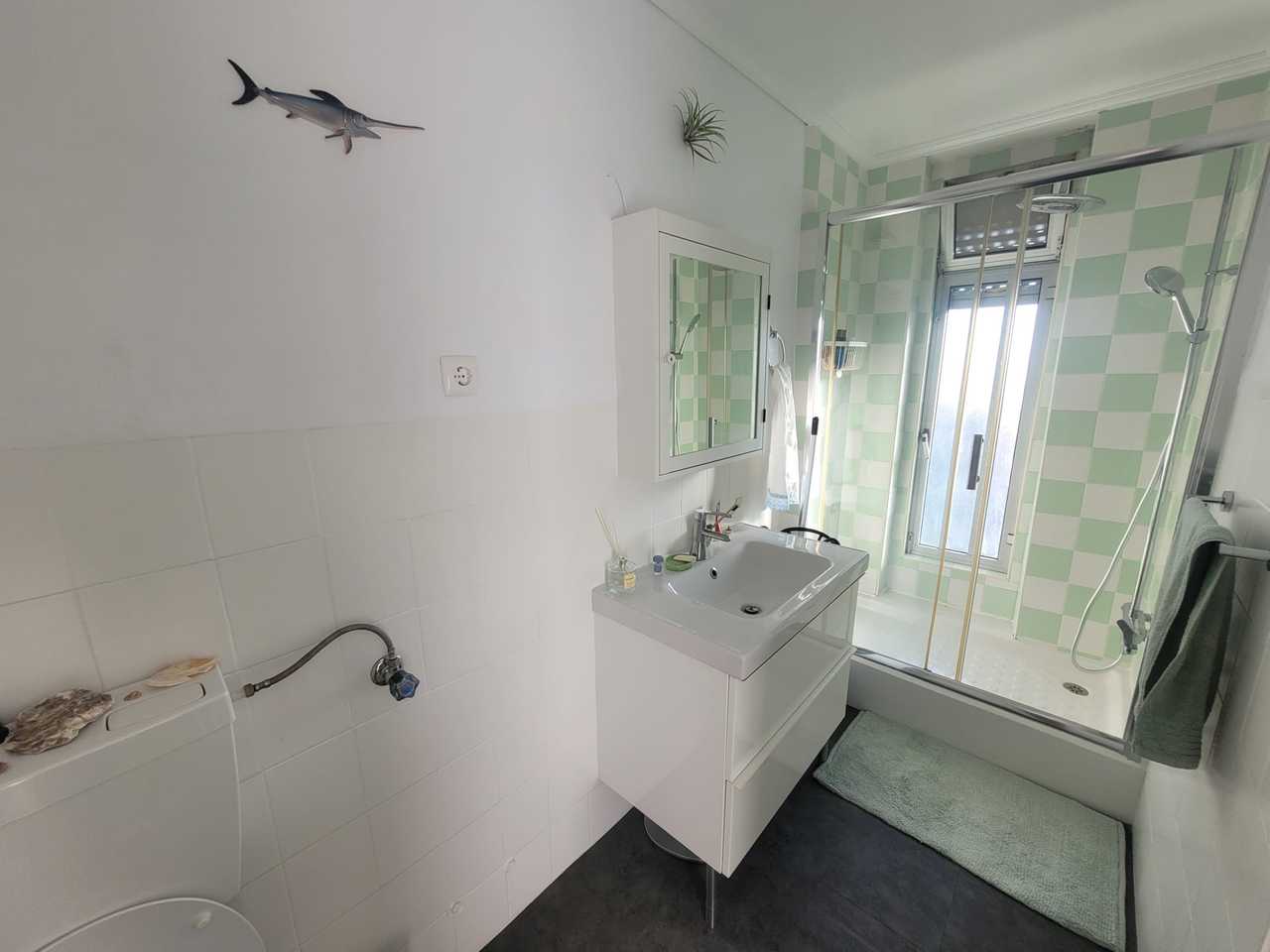 Small internal bedroom, breakfast included
