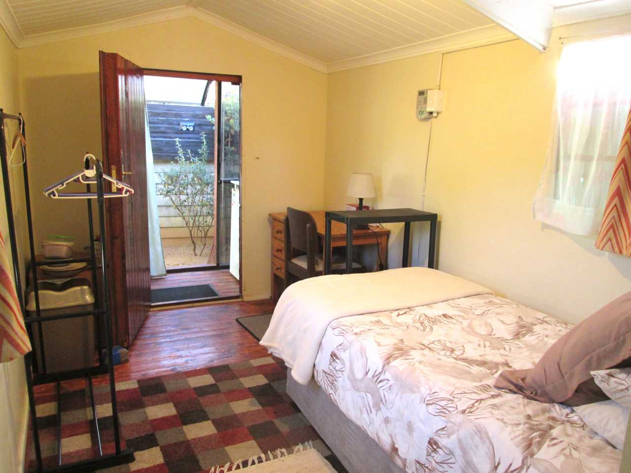 Bodhi Hut - a safe space for vegans and spiritual travellers