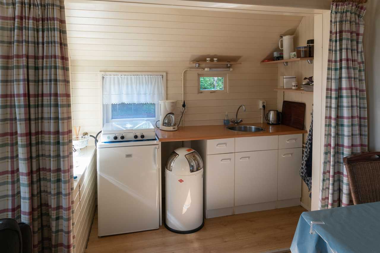 Lovely dog friendly cottage, in forest surrounding for wonderful walks & swims