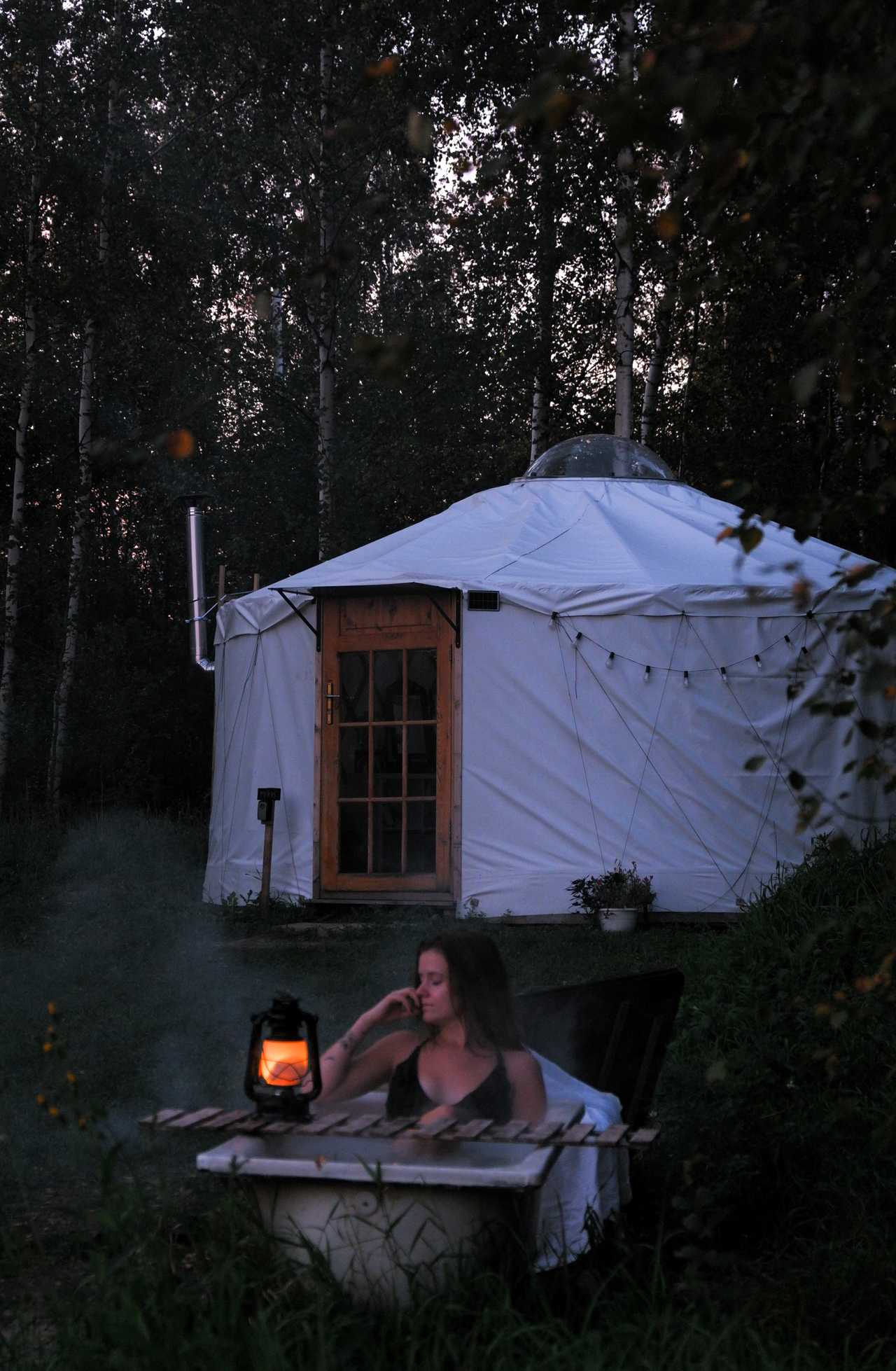 Romantic glamping yurt Purvs with wild outdoor bath