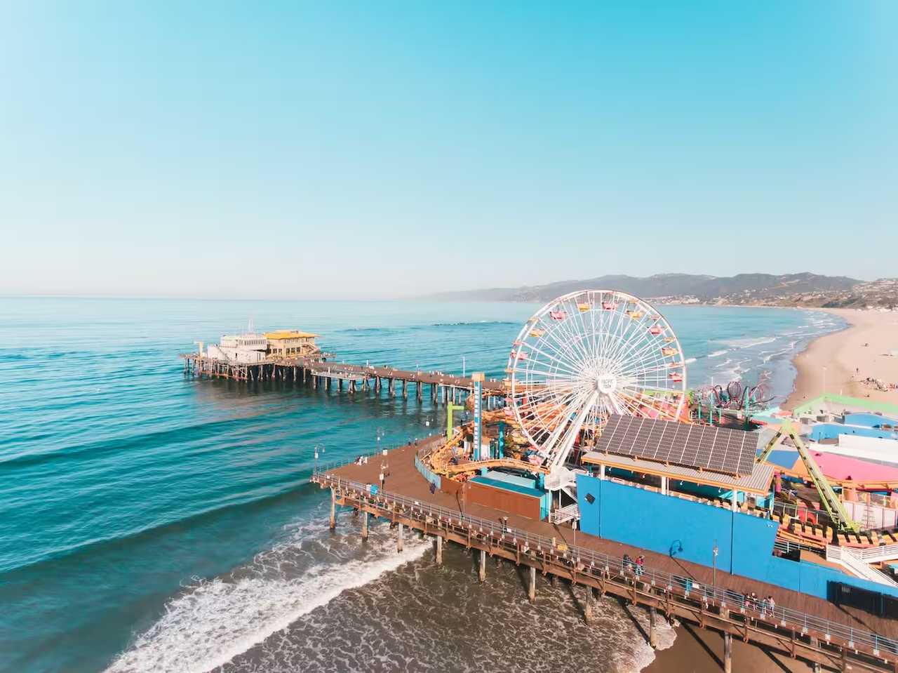Modern Beach Town Living with INFRARED SAUNA and ELECTRIC CAR CHARGER