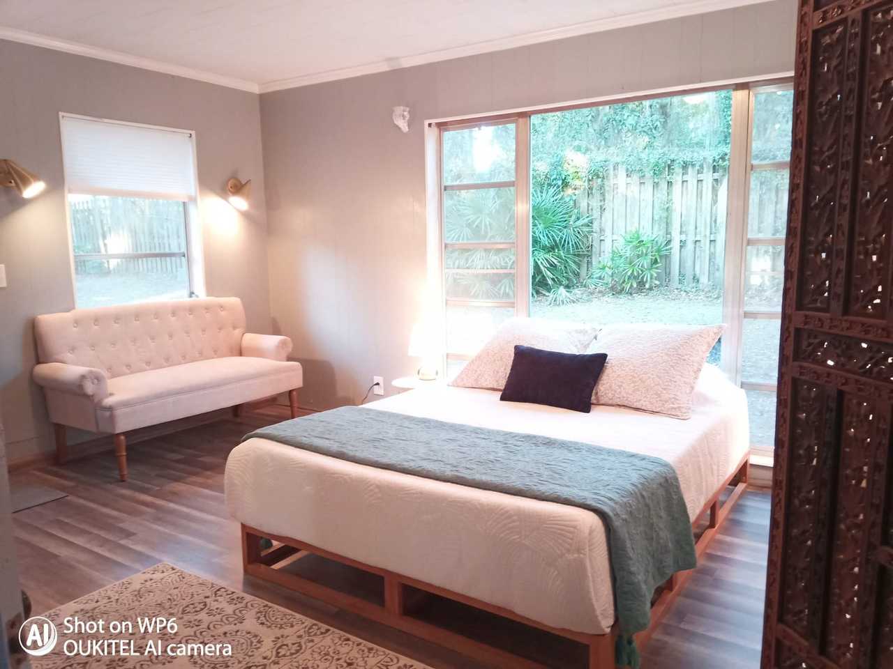 Florida Serenity Lake Guest Suite 